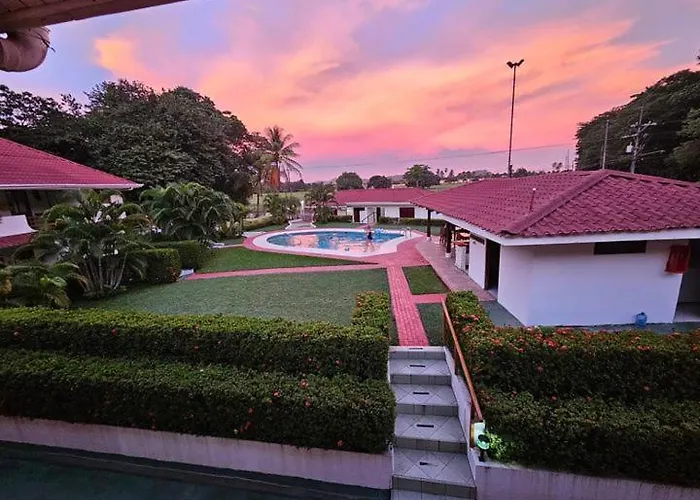 Palmeras With Ocean View Appartement Sámara